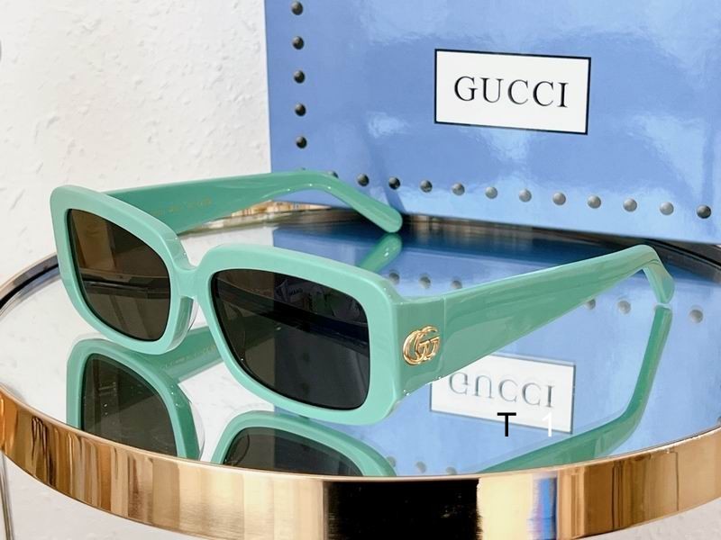 Gucci Sunglasses 631